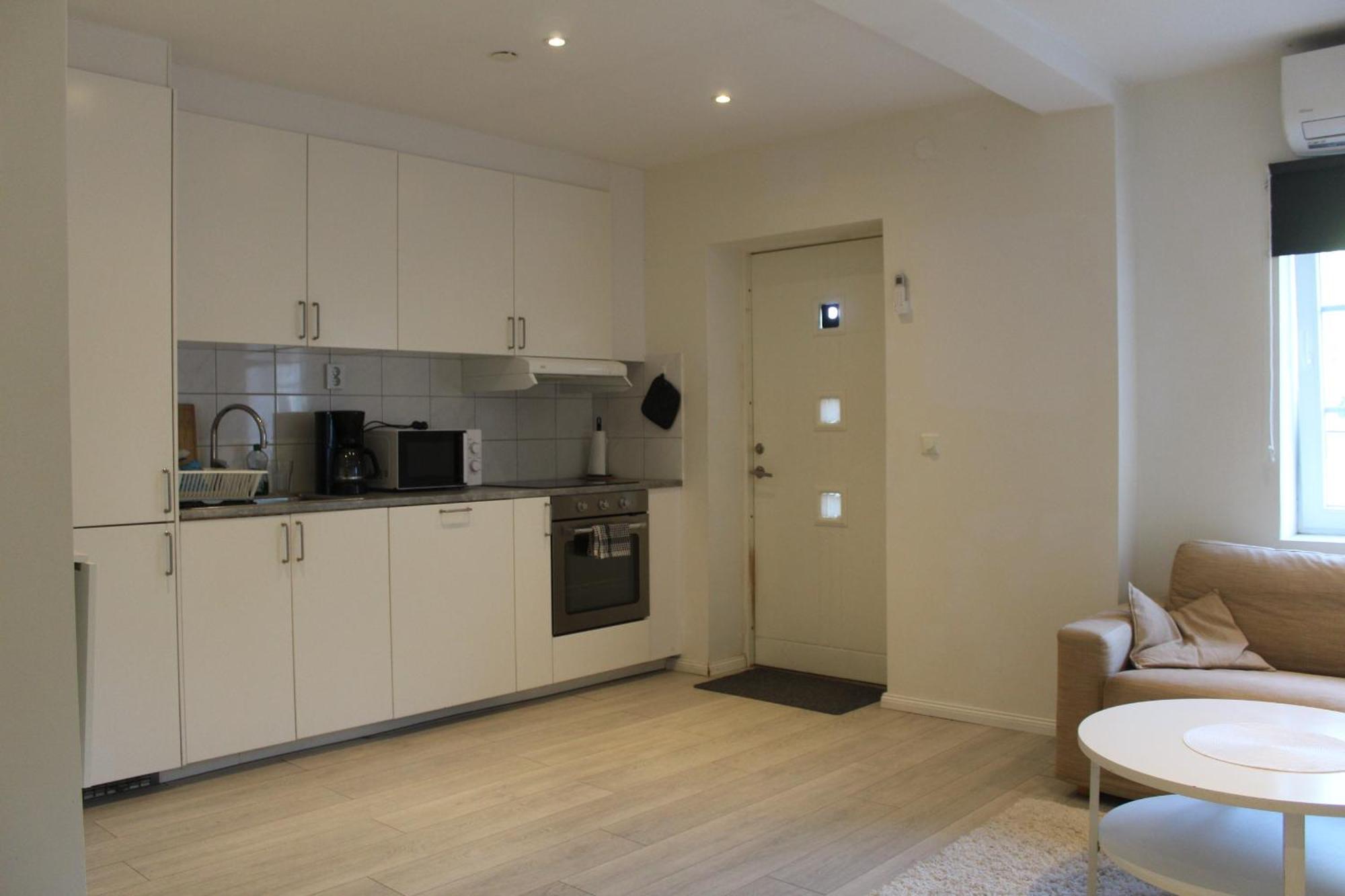 Cozy City Stay Steps From The Beach & Transit Abbekås 外观 照片